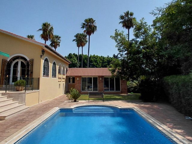 Villa, Sotogrande Costa, R5455348