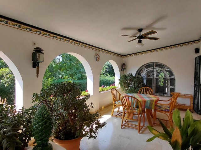 Villa avec 5 Chambres  à Sotogrande Costa