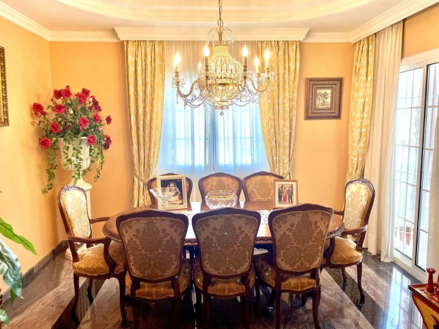 4 Schlafzimmer Villa in Las Lagunas