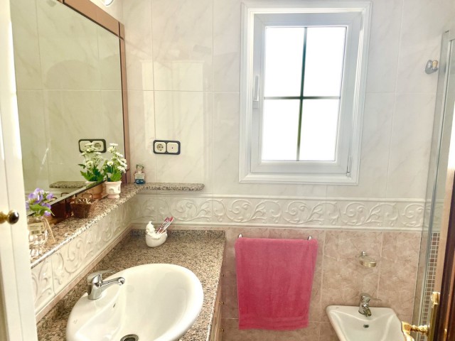 4 Schlafzimmer Villa in Las Lagunas