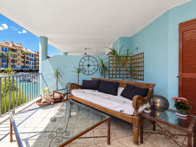 Apartamento con 3 Dormitorios  en Sotogrande Marina