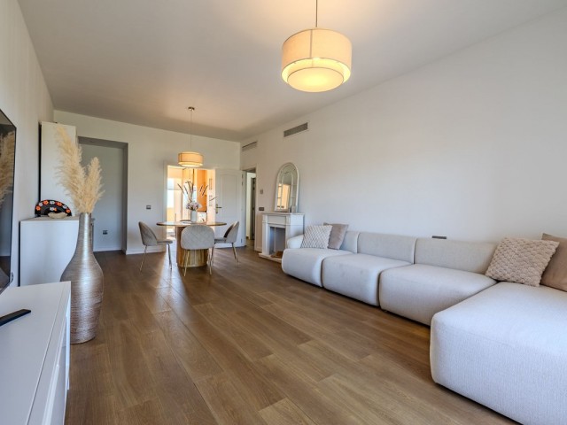 Penthouse avec 2 Chambres  à Bel Air