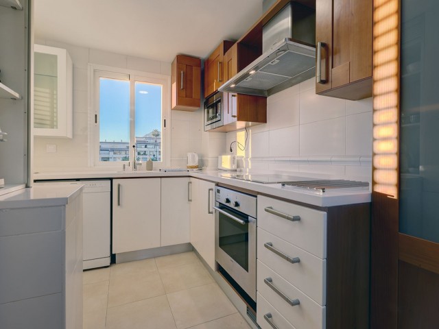 5 Bedrooms Apartment in Bahía de Marbella