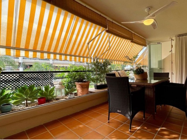 Apartamento, Guadalmina Alta, R5461483
