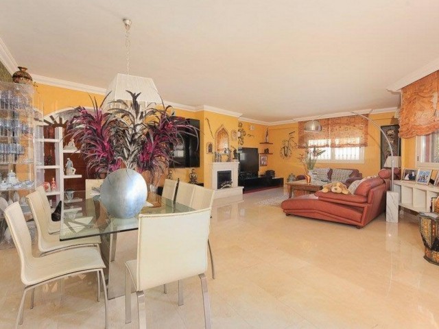 4 Sovrums Villa i Playamar