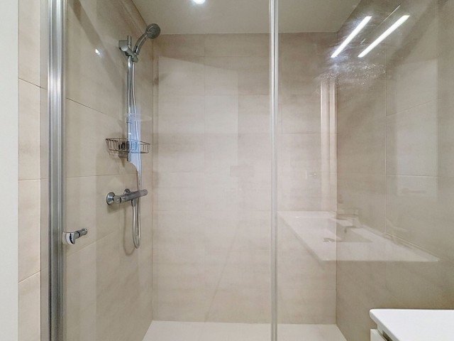 Appartement avec 2 Chambres  à Selwo