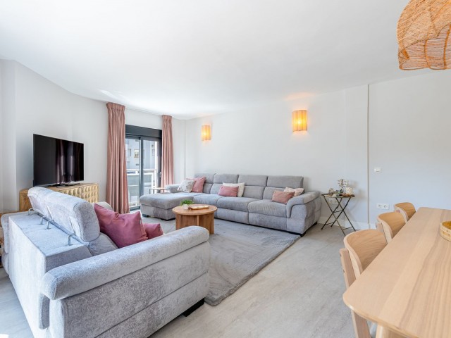 2 Schlafzimmer Apartment in La Carihuela