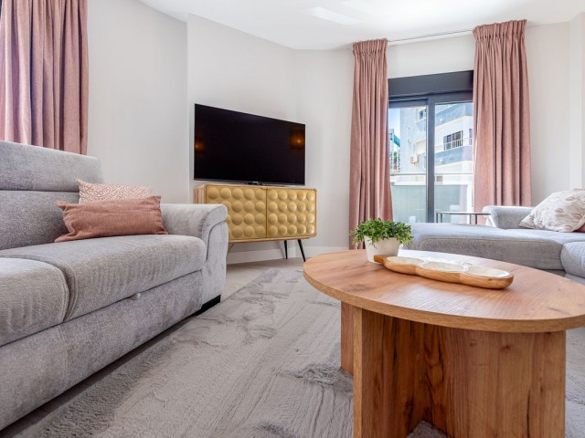 2 Schlafzimmer Apartment in La Carihuela