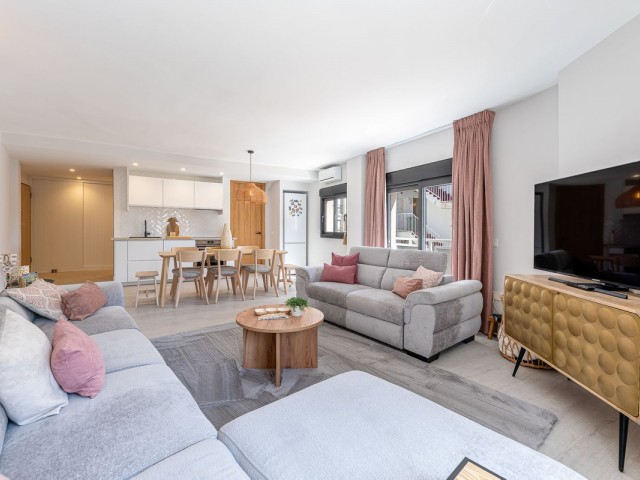2 Schlafzimmer Apartment in La Carihuela