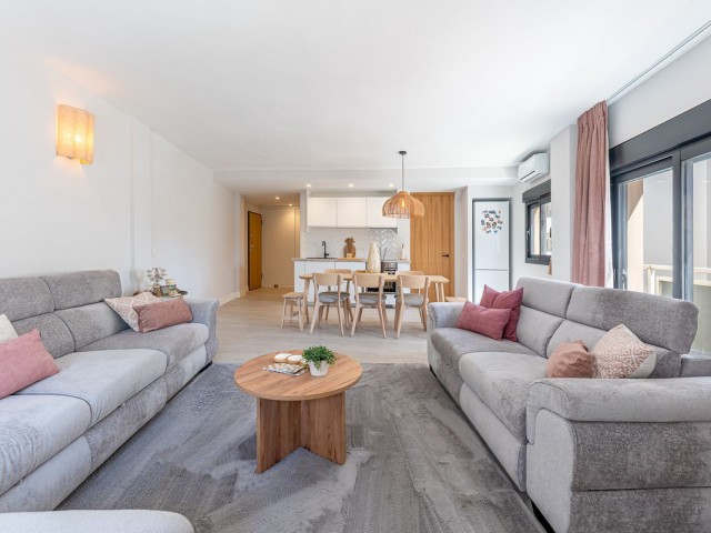 2 Schlafzimmer Apartment in La Carihuela