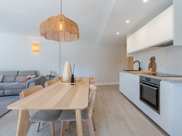 2 Schlafzimmer Apartment in La Carihuela