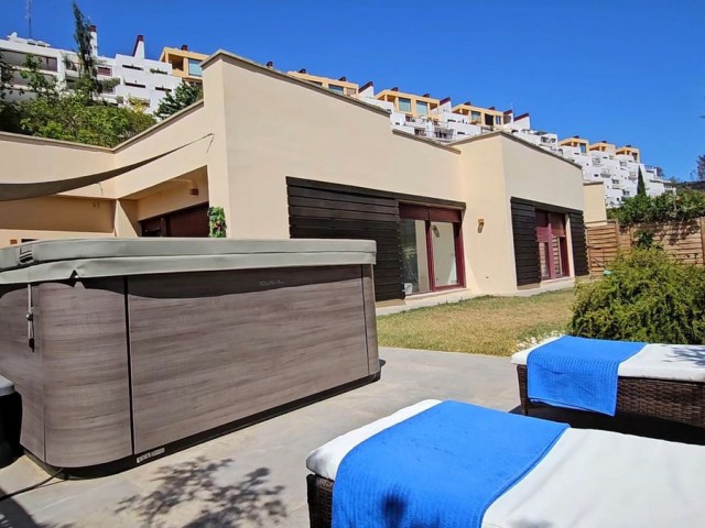 Villa, Los Flamingos, R5084194