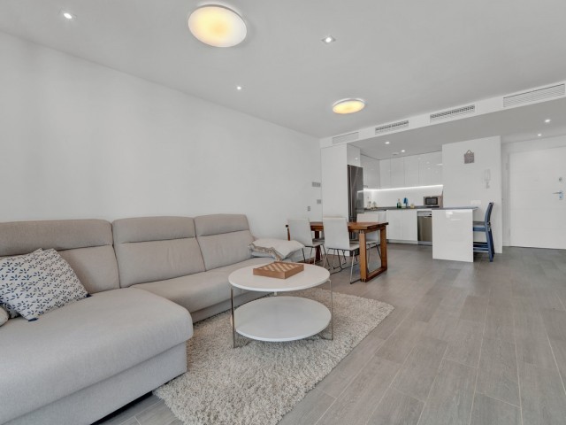 Apartment, Benalmadena Pueblo, R5468626