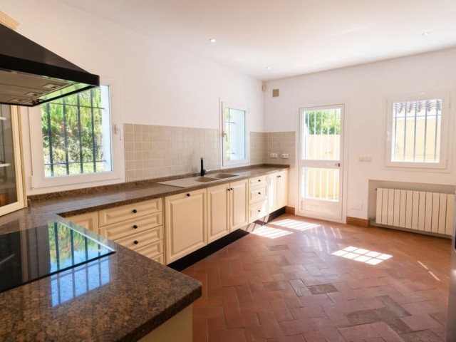 Villa avec 5 Chambres  à Sotogrande Costa