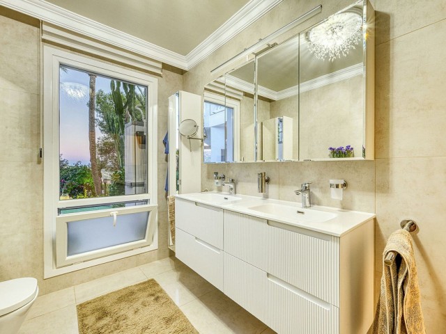 Villa avec 6 Chambres  à Hacienda Las Chapas