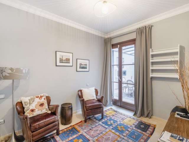Villa avec 6 Chambres  à El Madroñal
