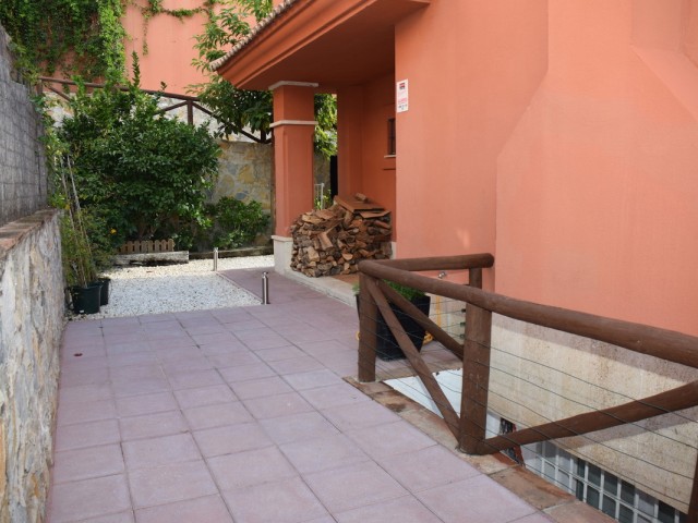 Villa avec 5 Chambres  à Santa Clara