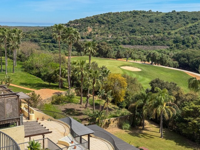 Appartement avec 3 Chambres  à San Roque Club