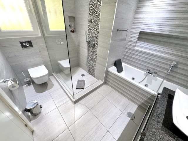 Villa avec 6 Chambres  à Sierrezuela
