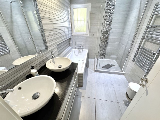 Villa avec 6 Chambres  à Sierrezuela