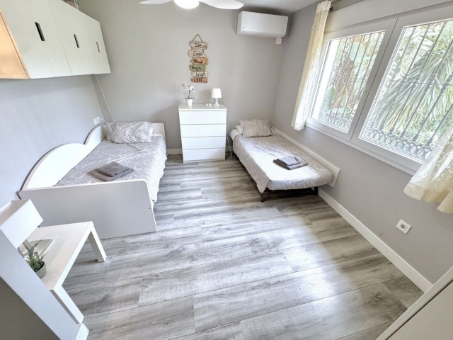 Villa avec 6 Chambres  à Sierrezuela