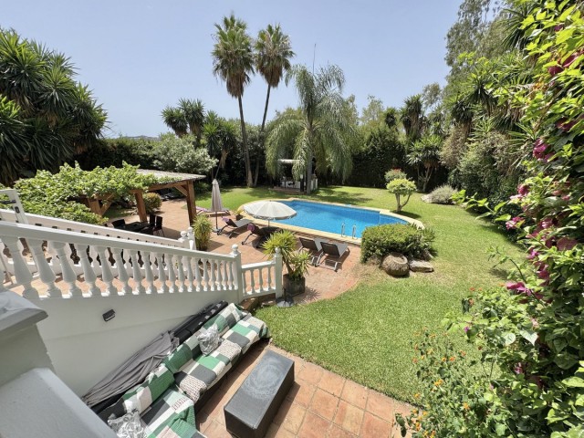 Villa avec 6 Chambres  à Sierrezuela