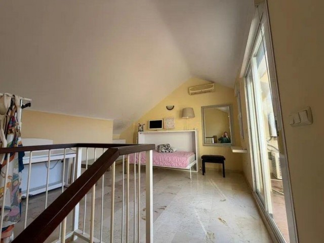 4 Slaapkamer Rijtjeshuis in El Rosario