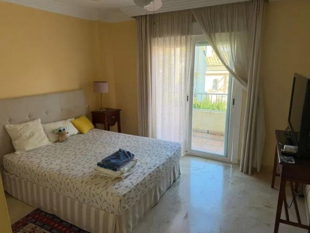 4 Slaapkamer Rijtjeshuis in El Rosario