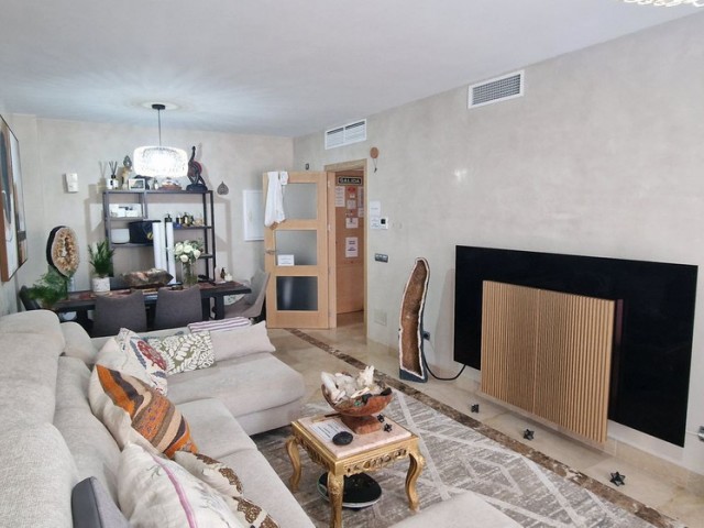 Apartment, La Duquesa, R5480467