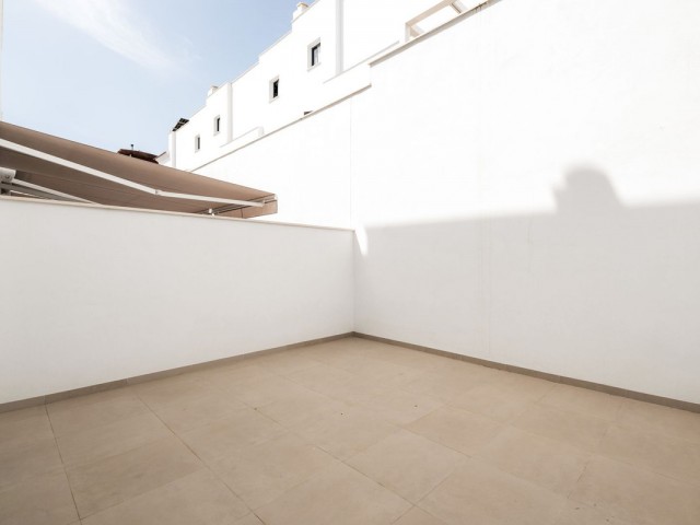 Maison mitoyenne avec 3 Chambres  à Cancelada