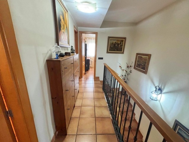 Maison mitoyenne avec 3 Chambres  à Alhaurín de la Torre