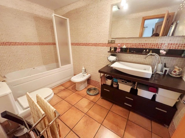 Maison mitoyenne avec 3 Chambres  à Alhaurín de la Torre