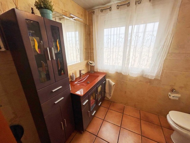 Maison mitoyenne avec 3 Chambres  à Alhaurín de la Torre