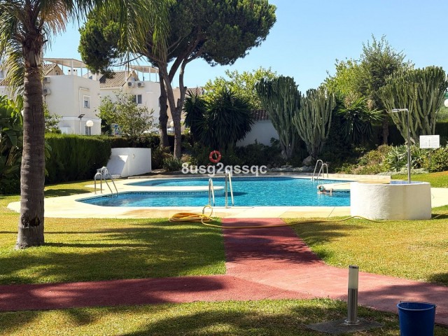 Leilighet, Costalita, R5464114