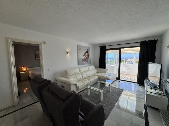 3 Bedrooms Apartment in Calahonda