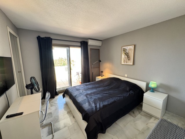 3 Bedrooms Apartment in Calahonda
