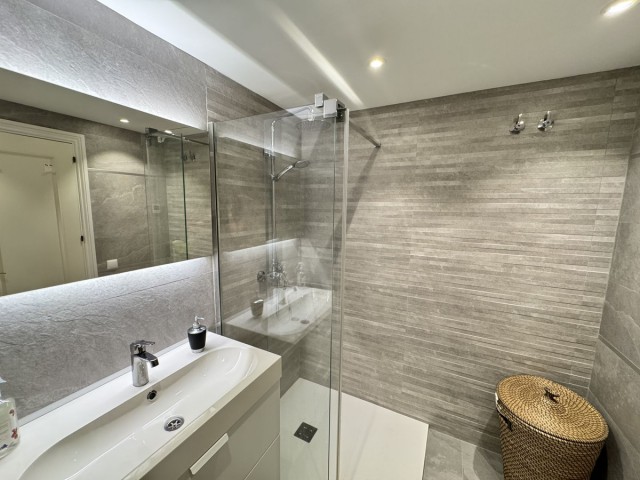 3 Bedrooms Apartment in Calahonda
