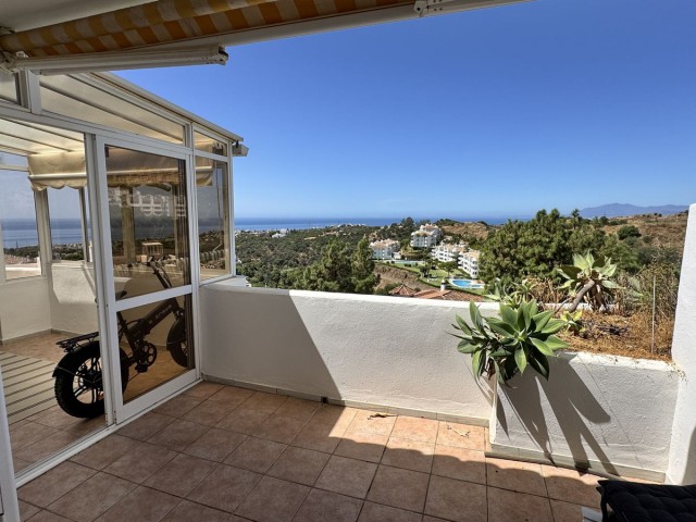 3 Bedrooms Apartment in Calahonda