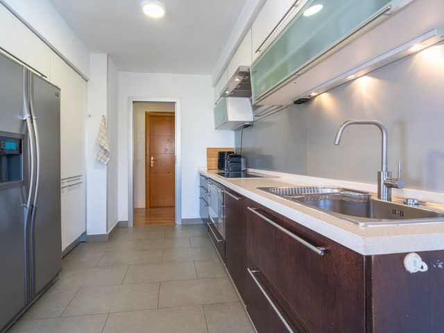 4 Slaapkamer Appartement in La Carihuela