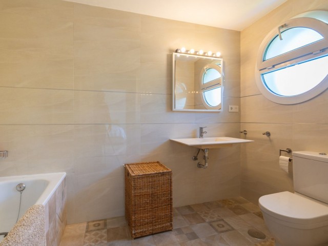 4 Slaapkamer Appartement in La Carihuela