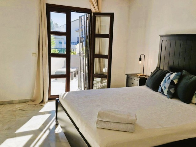 Maison mitoyenne avec 3 Chambres  à Nagüeles
