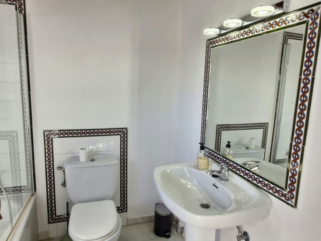 Maison mitoyenne avec 3 Chambres  à Nagüeles