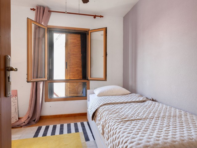 4 Slaapkamer Rijtjeshuis in La Carihuela