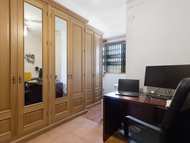 4 Slaapkamer Rijtjeshuis in La Carihuela