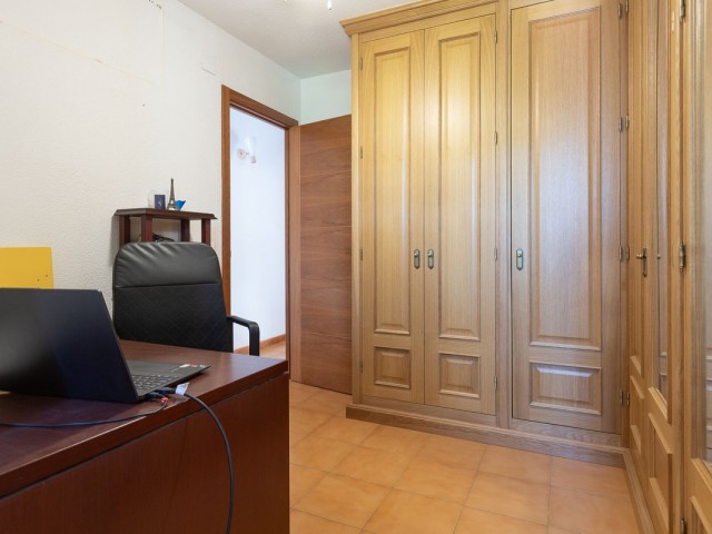 4 Slaapkamer Rijtjeshuis in La Carihuela