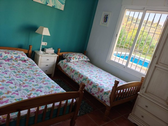 Villa con 3 Dormitorios  en Alhaurín el Grande