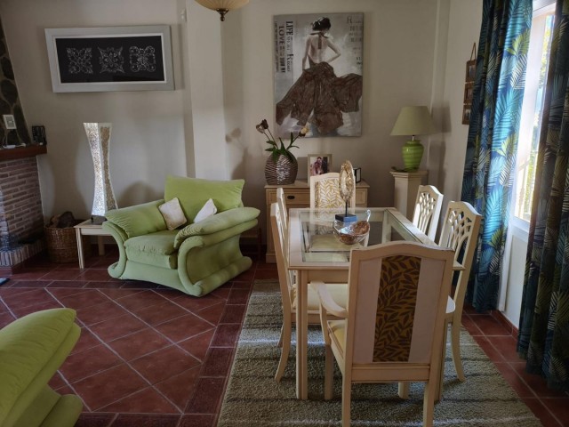 Villa con 3 Dormitorios  en Alhaurín el Grande