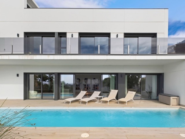 Villa avec 5 Chambres  à Torremuelle