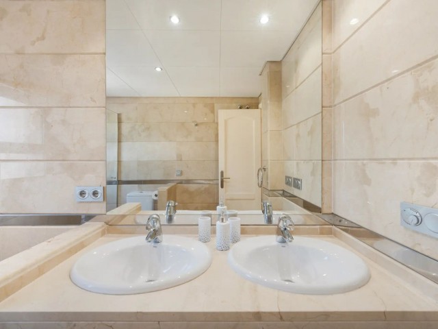 Appartement avec 3 Chambres  à San Roque