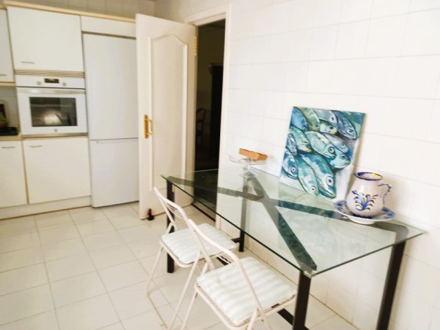 Appartement avec 3 Chambres  à Guadalmina Baja
